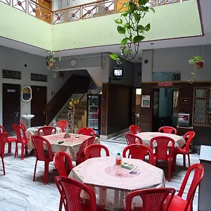 Teerth Guest house Varanasi